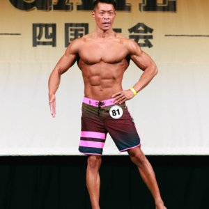 筋肉を鍛えるのは生活の一部!愛媛のメンズフィジーク王