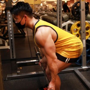 最年少王者・相澤隼人おすすめ&実践!!最強の背中の筋肉をつくる種目