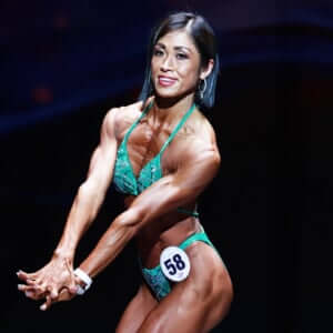 広島から全国区の女子フィジーク選手へ!溢れんばかりの筋肉美を魅せる原田理香選手フォトギャラリー