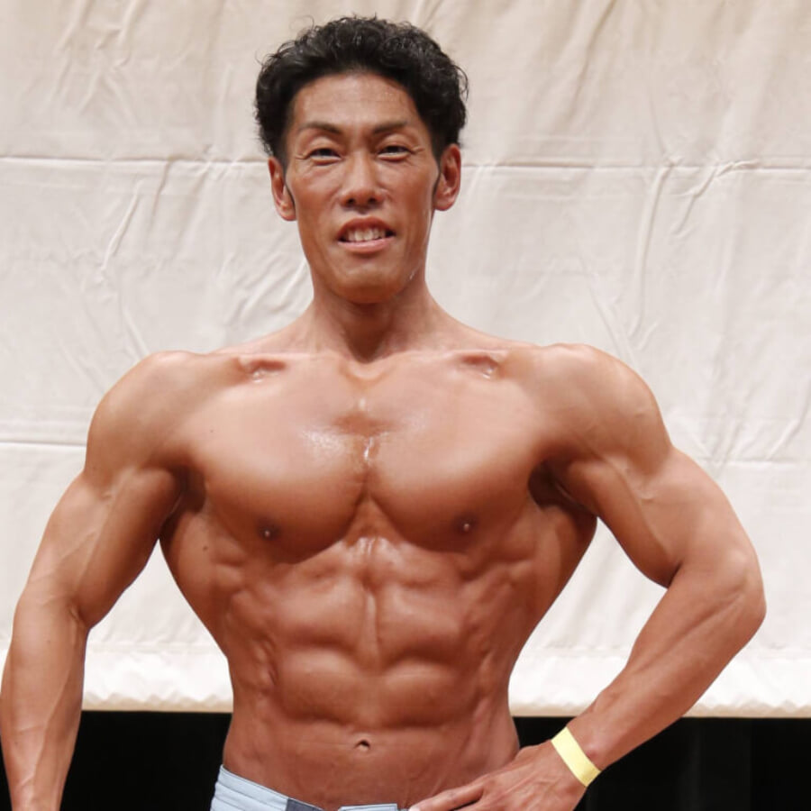 40歳を過ぎてから始めたメンズフィジークで優勝「自慢の腹筋はアブ