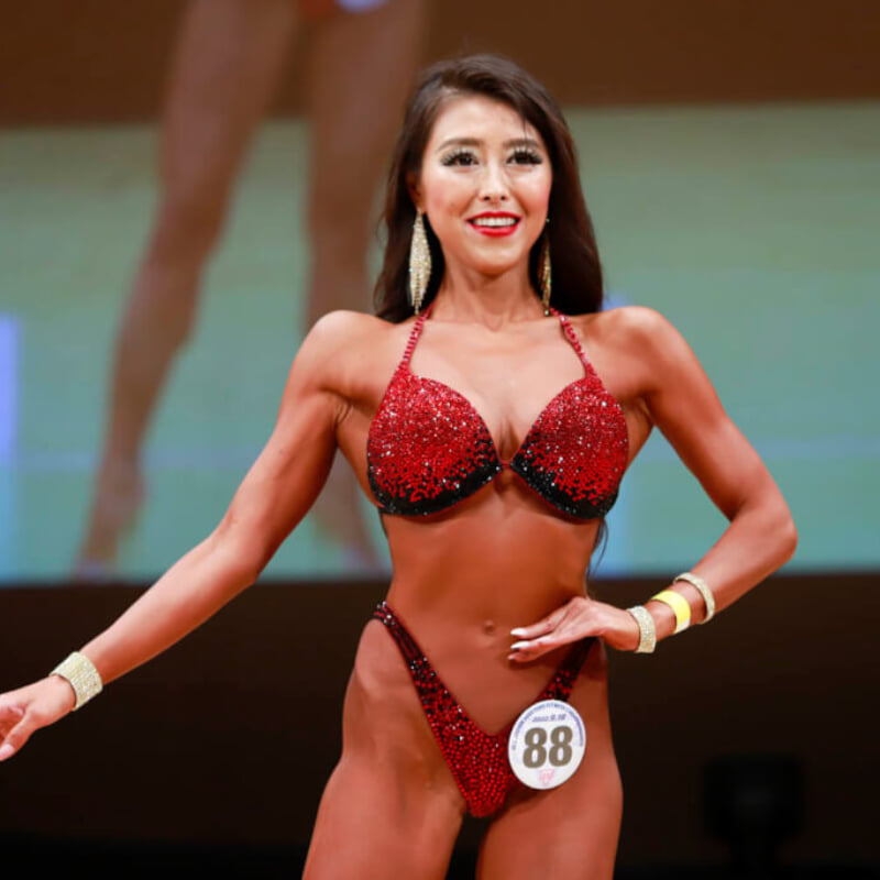 ビキニ国内2連覇達成。ボディビル界のレジェンド直伝！磨きがかかった