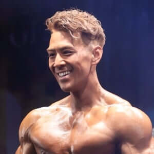 北海道唯一のサマスタPRO選手のバキバキ筋肉ボディがスゴイ!日本一目指して鍛錬中