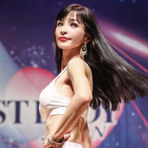 54歳・占いカウンセラーが健康美コンテストに挑戦!“第二の青春”がやってきた