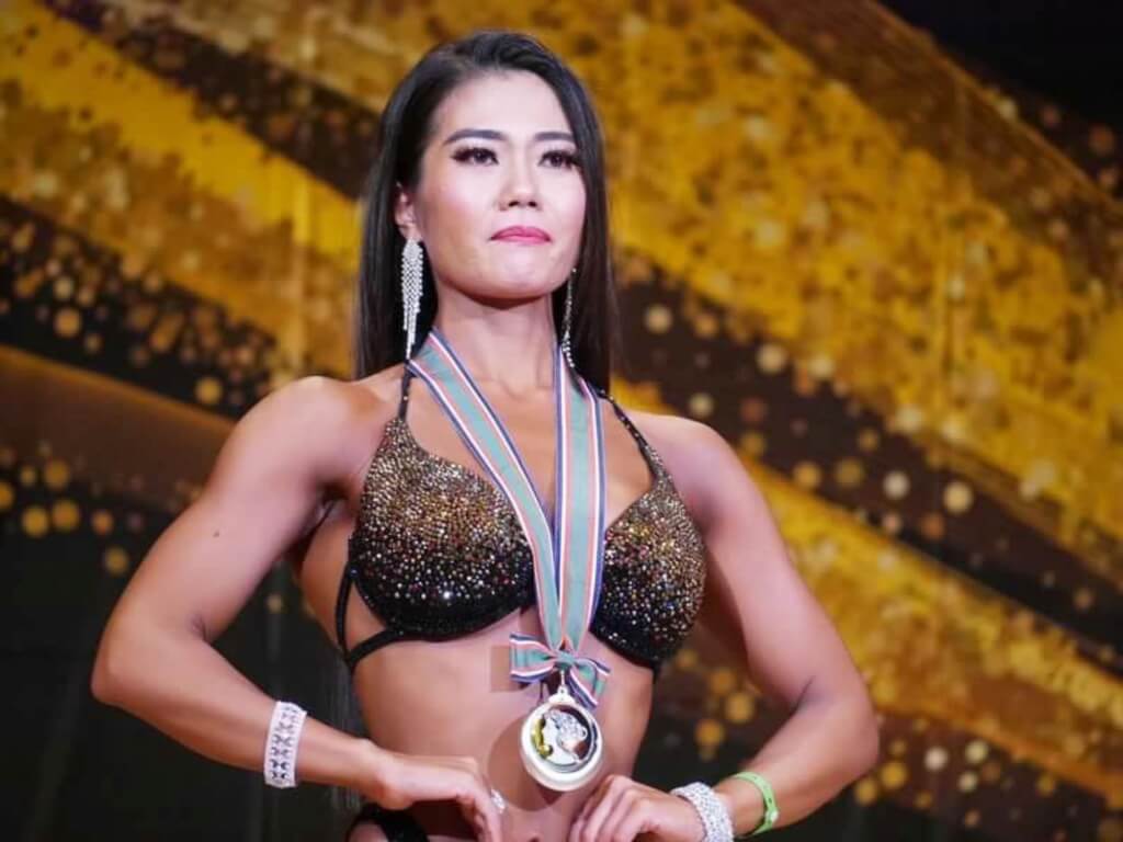 坂井里穂さん