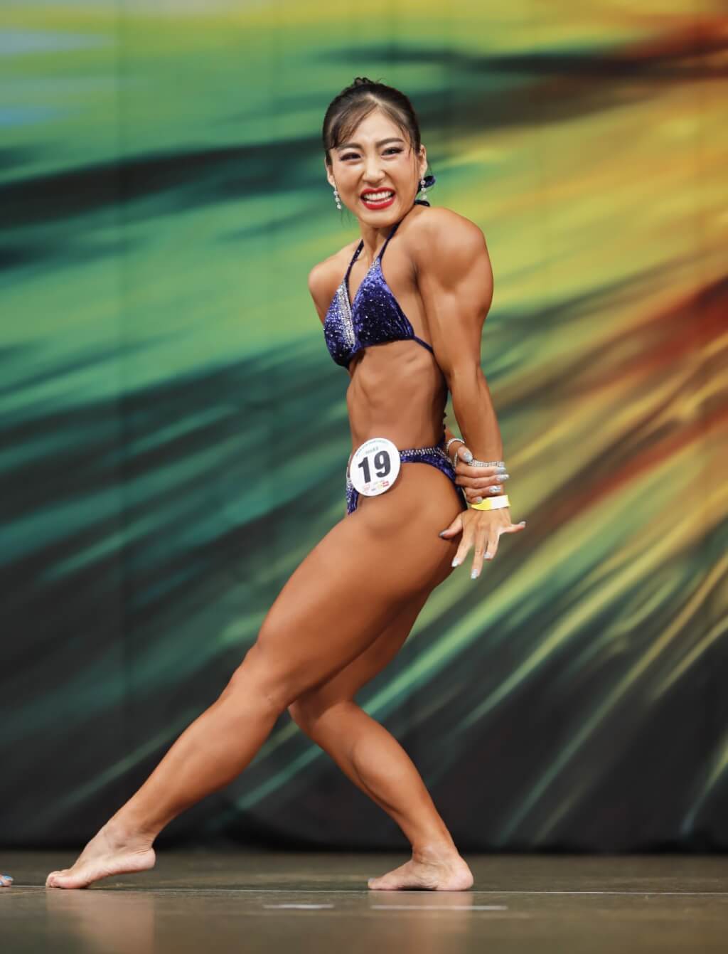 吉岡美里さん