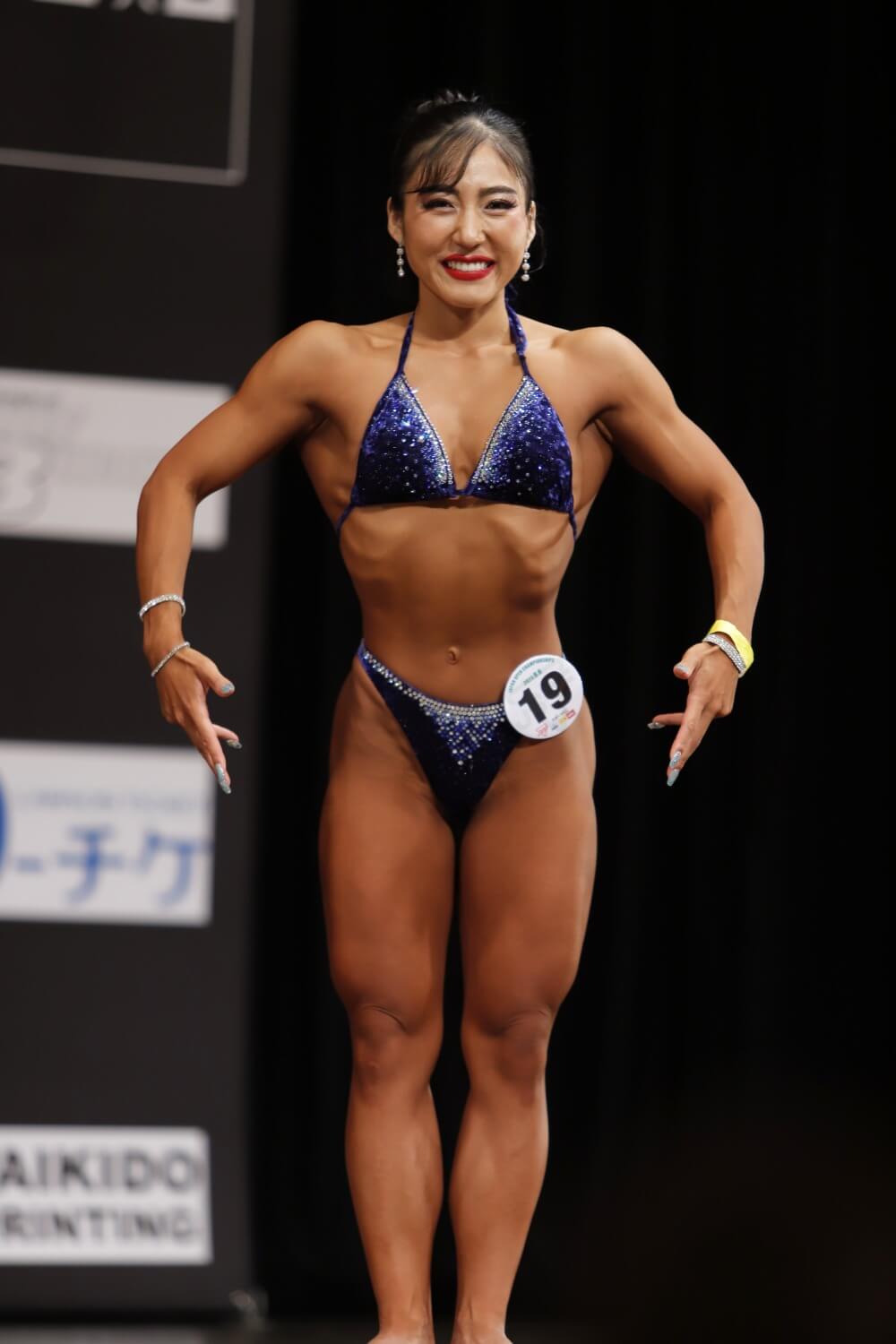 吉岡美里さん