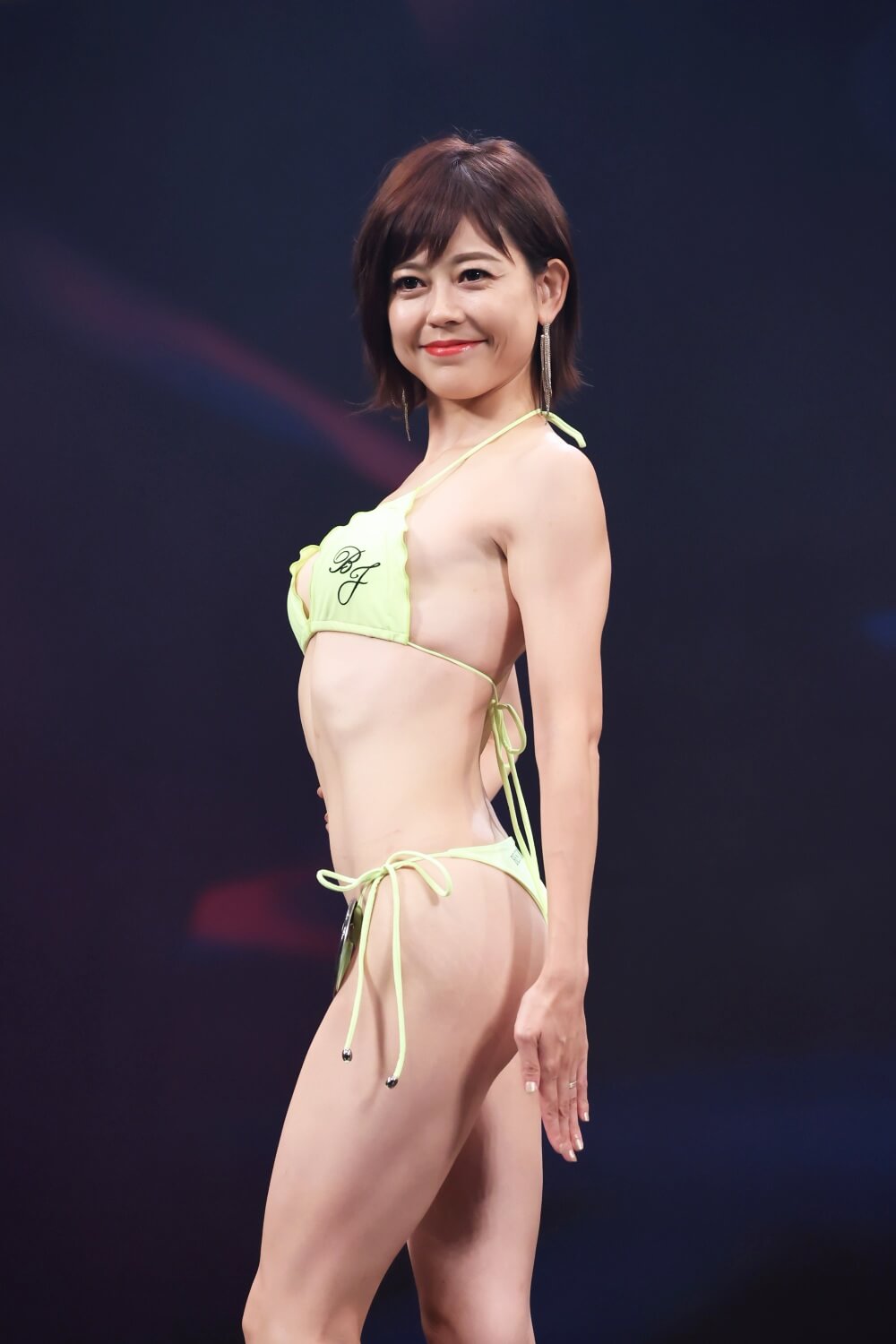 久下真以子さん