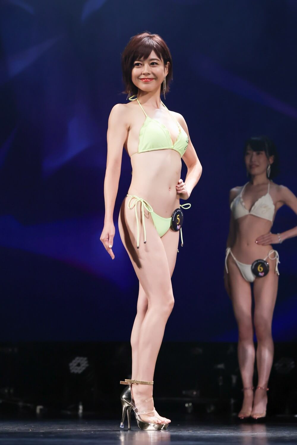久下真以子さん