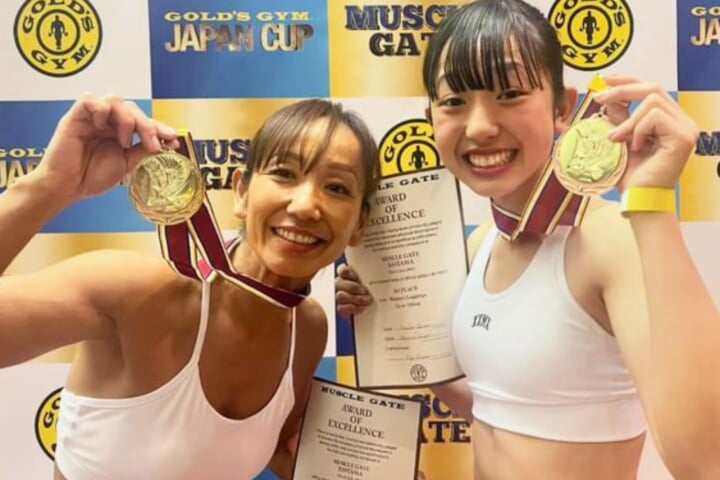 中野紗希選手（右）と中野亜希子選手