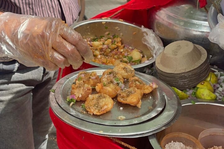 インドでの食事風景