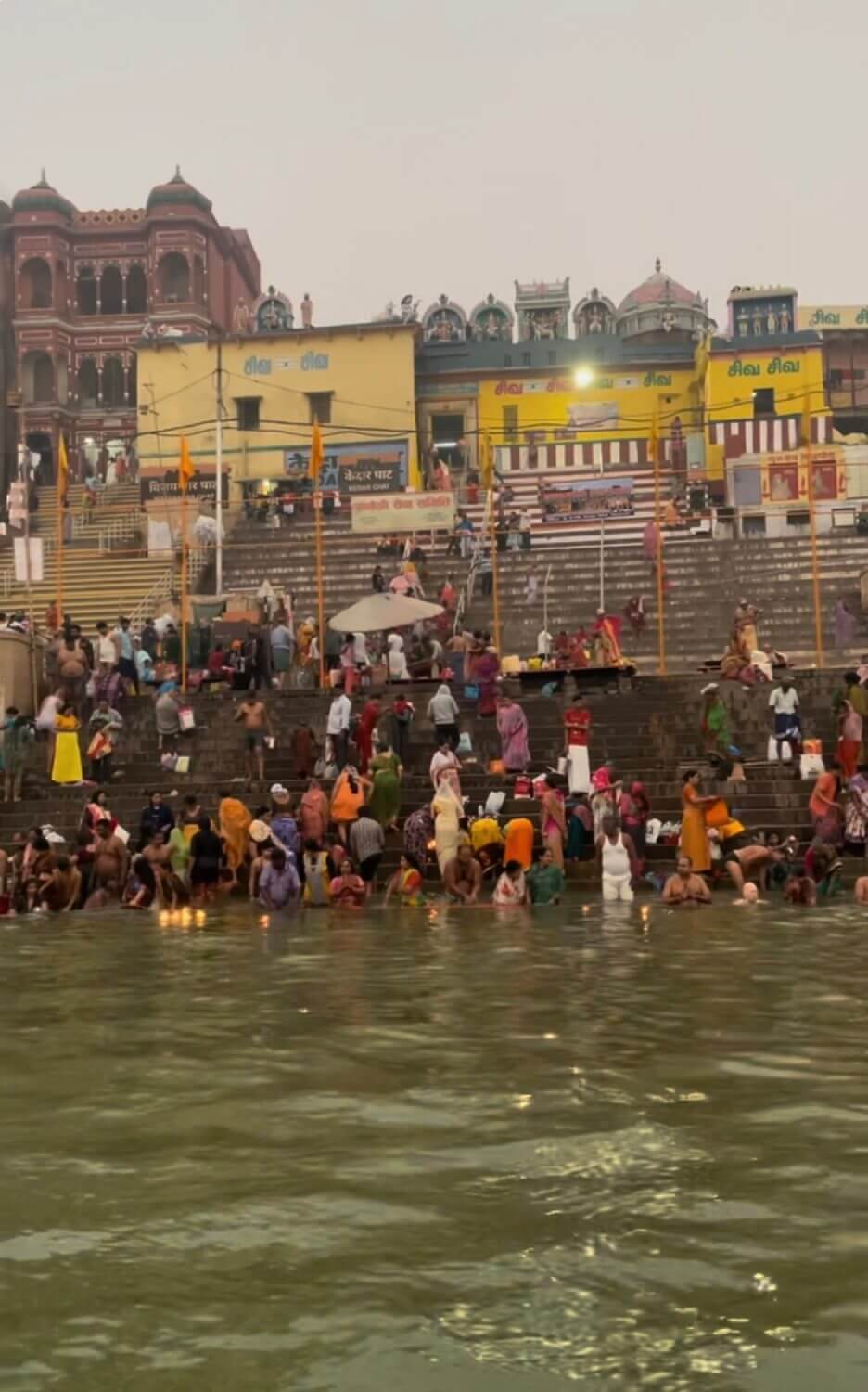 インド・ワラナシでの風景