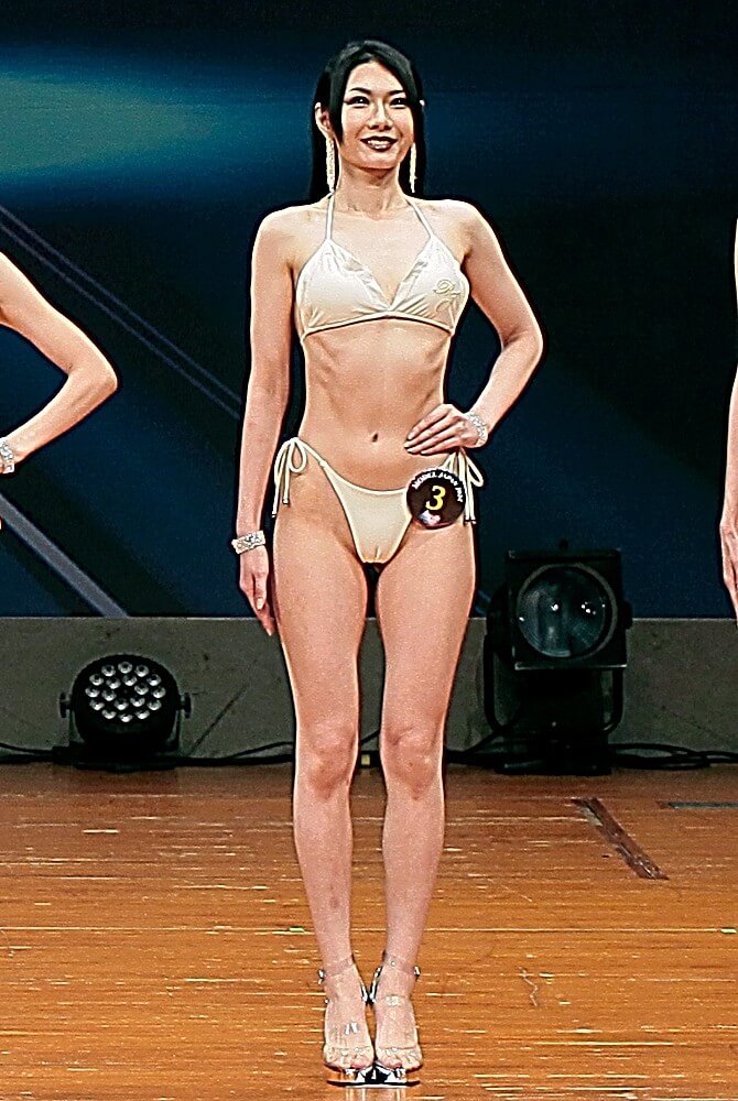 荒川裕美子さん