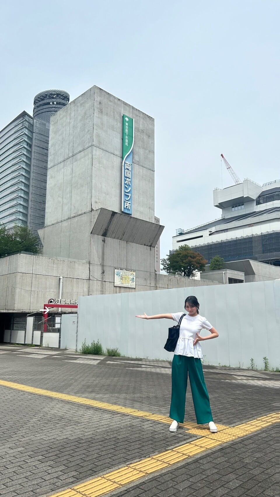 ミス日本「水の天使」安井南が両国ポンプ場の見学ツアーに参加