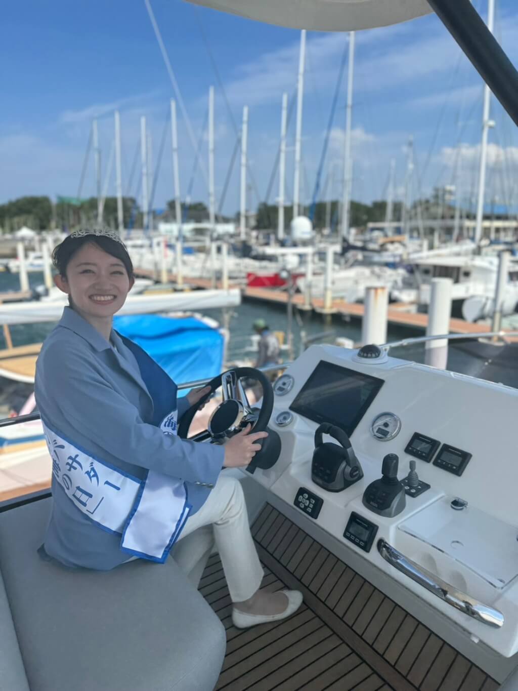 ミス日本「海の日」の有馬佳奈さん