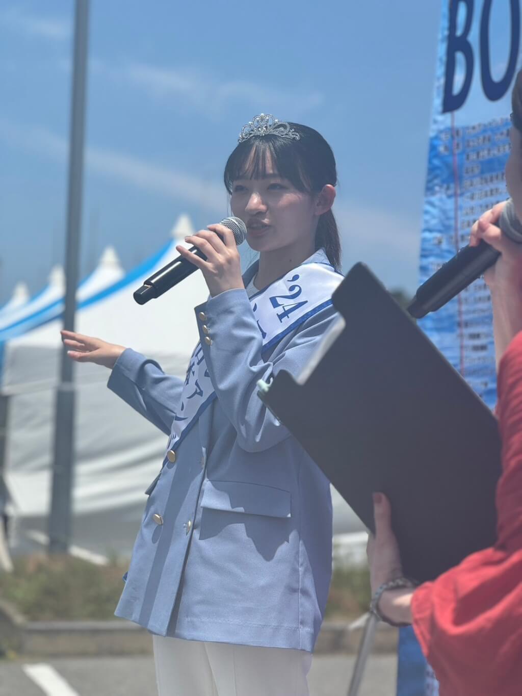 ミス日本「海の日」の有馬佳奈さん