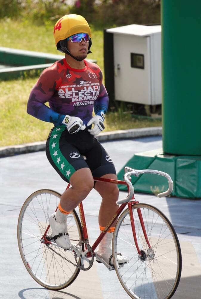小坂元雄斗選手（競輪選手時代）