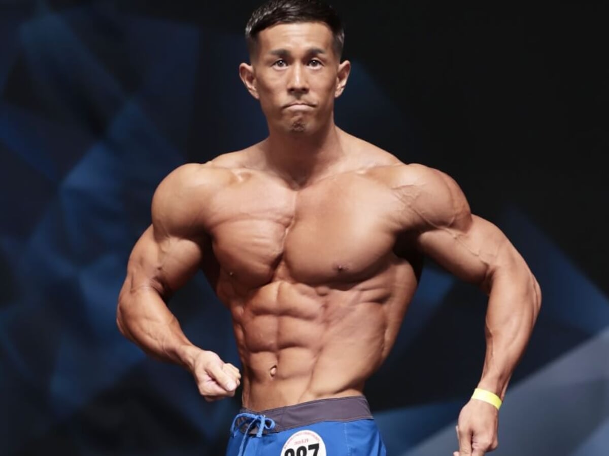 球体肩」のメンズフィジーク絶対王者が身長別の日本大会で4連覇達成 