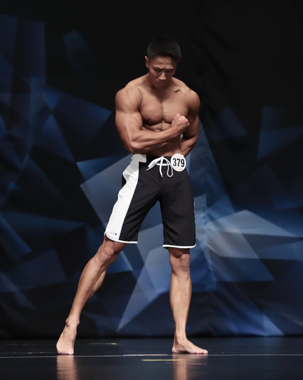 奇 埈成選手
