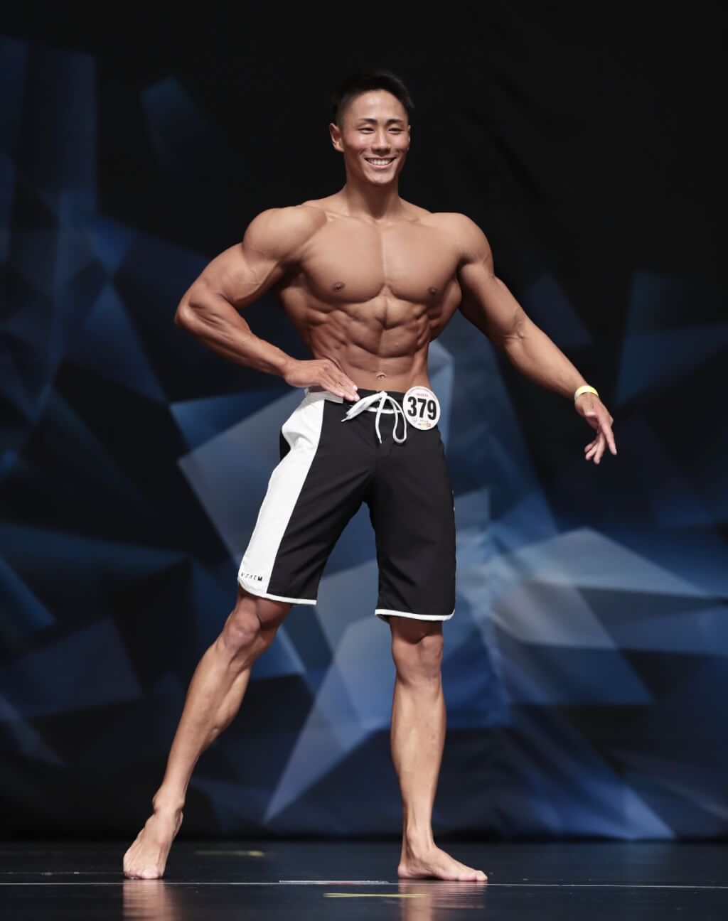 奇 埈成選手