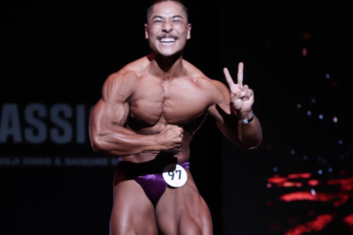 真栄里光選手