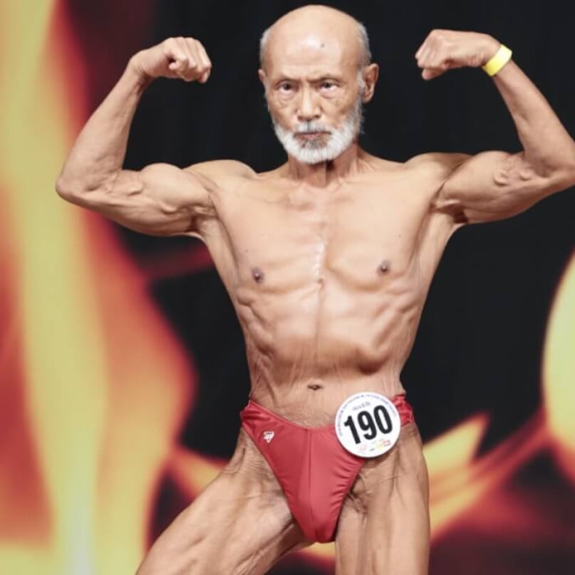 定年退職後にボディビルダーに」80歳以上級で3連覇の鉄人ビルダー