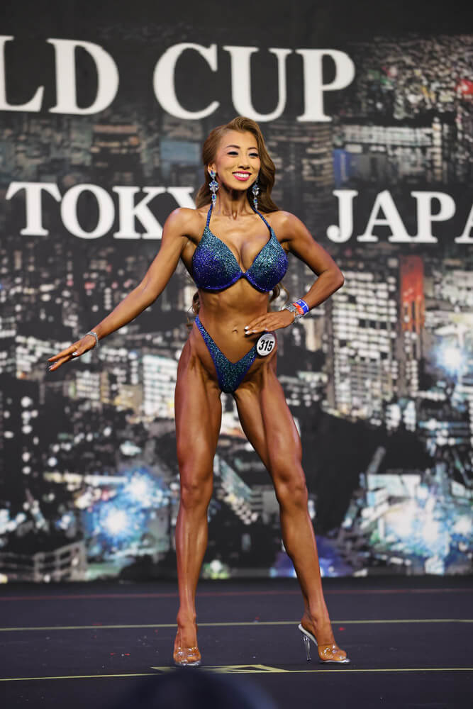 安井友梨選手
