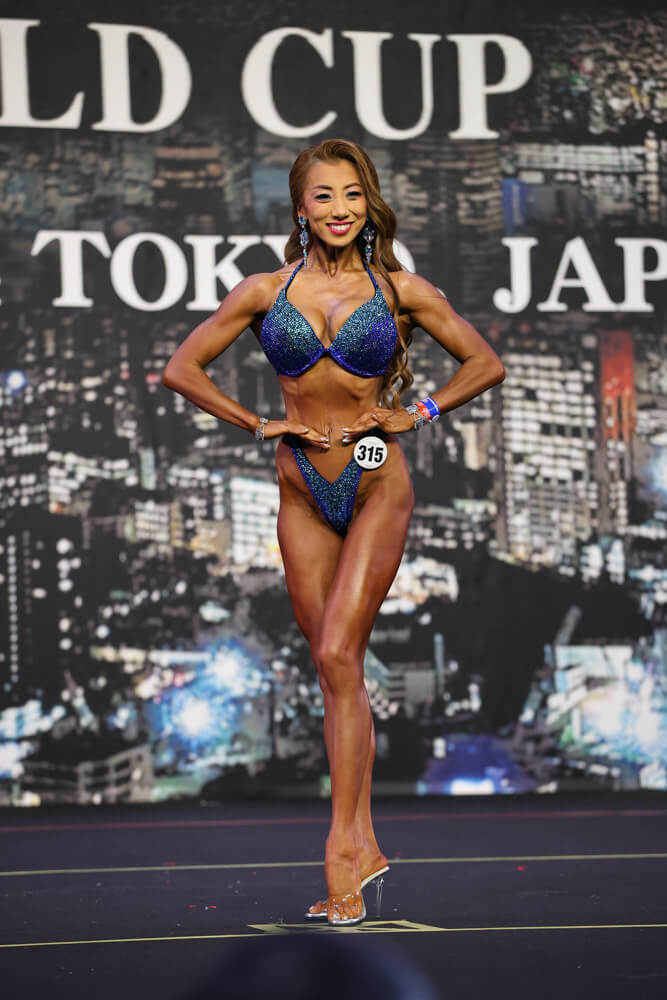 安井友梨選手