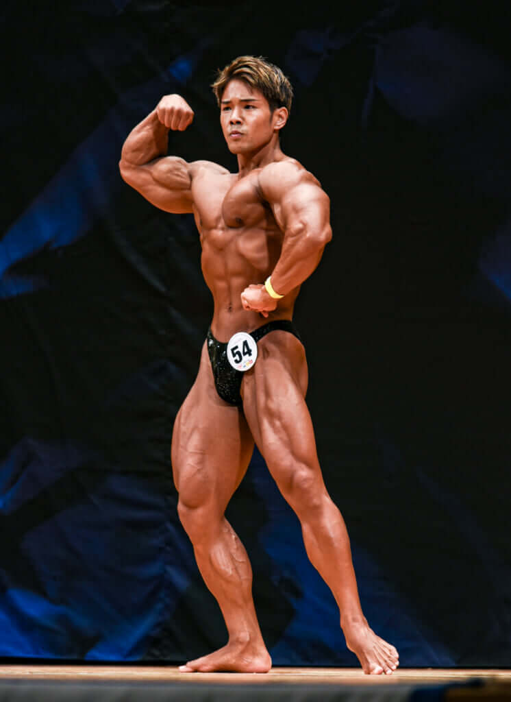 上腕三頭筋の鍛え方】腕を太くするための最強メニューと筋トレ方法を