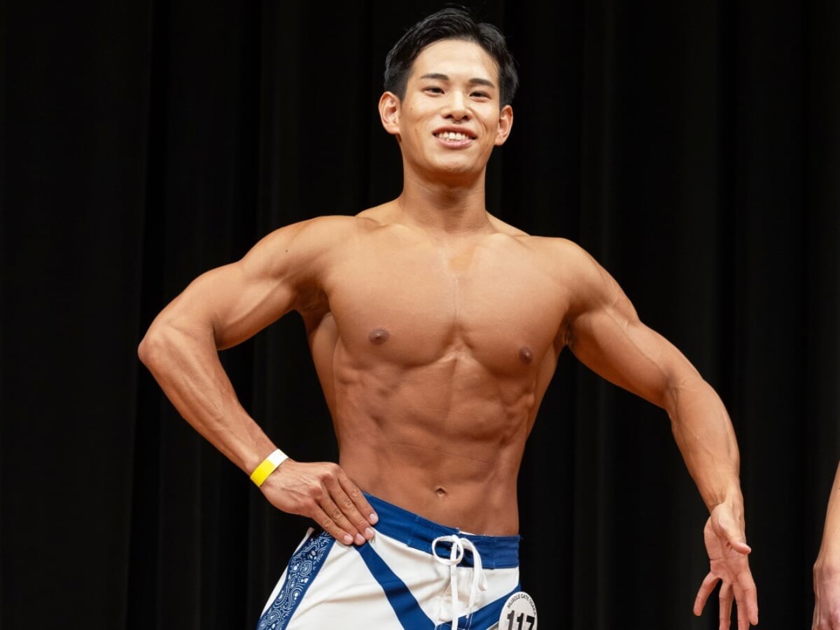 運動は最高の処方箋」28歳の現役医師がボディコンテストに初挑戦 解剖