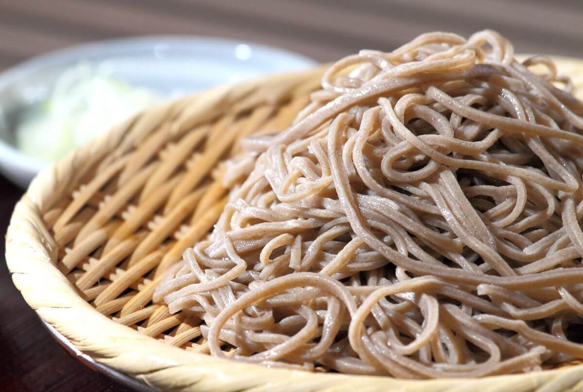 【コメ高騰中の救世主】ダイエットにもオススメ「蕎麦サラダ」はタンパク質29g &満足感たっぷり！