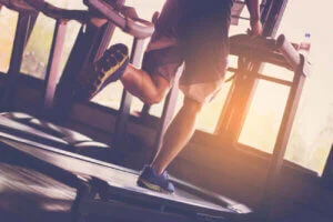 有酸素運動で筋肉が落ちるの？有酸素運動の最適な時間は？ボディビル元世界王者らが対談【減量の常識を疑う】有酸素運動編