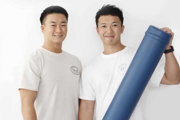 ストレッチポールの正しい使い方とは？巻き肩・猫背を改善など効果を寺田トレーナーが解説