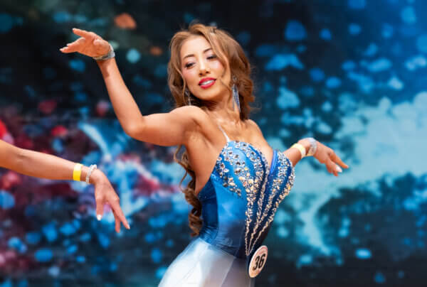 安井友梨さん