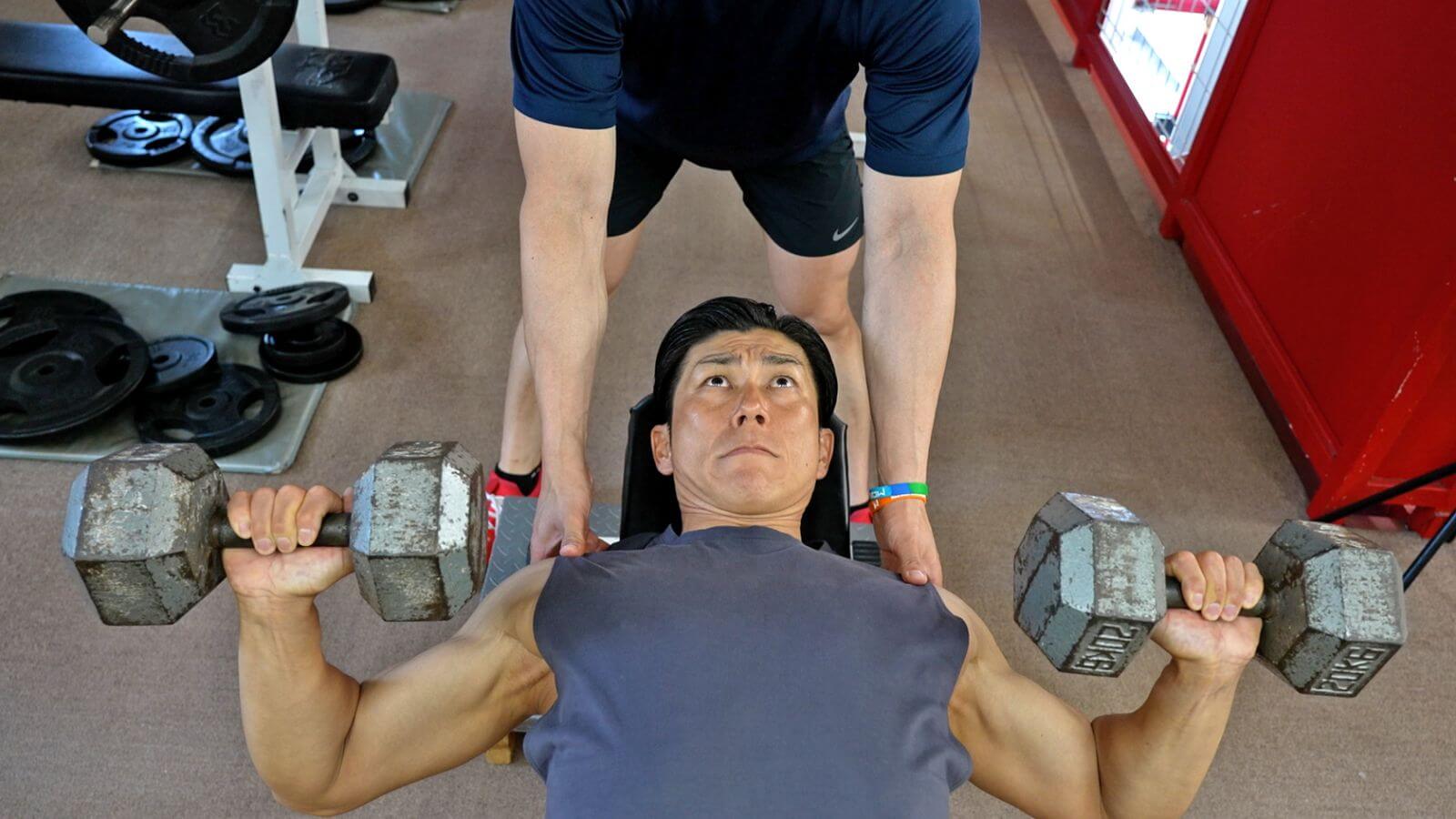 岡島豪郎選手