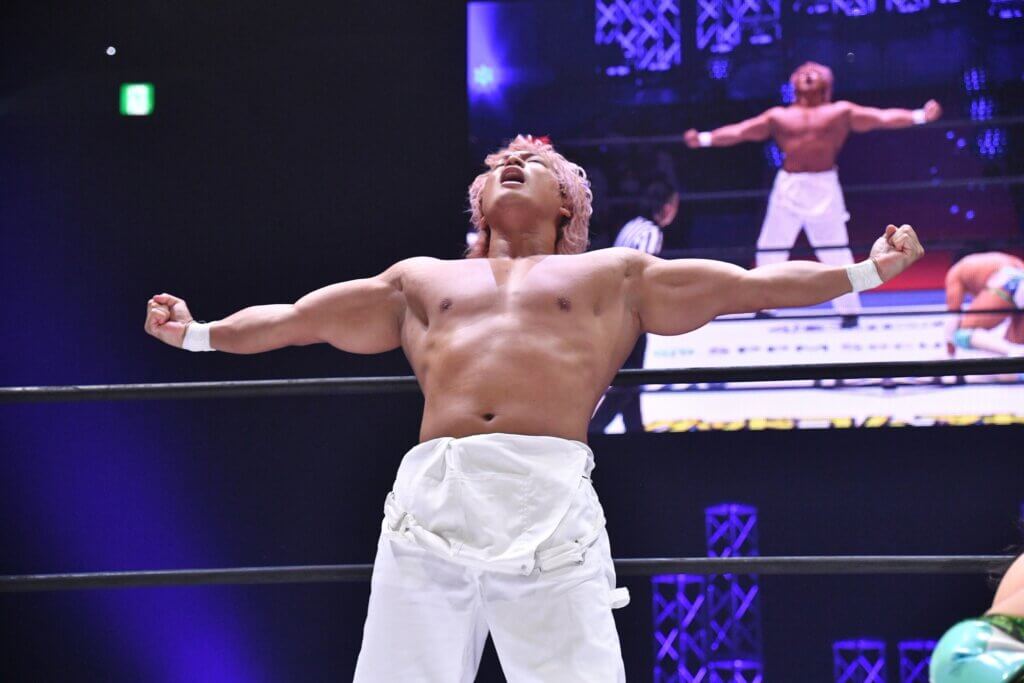 ヘビー級のプロレスラーとして活躍中(©DDTプロレスリング)