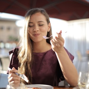 女性トレーニーによくあるお悩み【食事編】