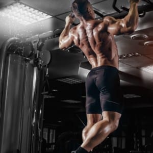 強烈なパンプで広背筋を仕上げる