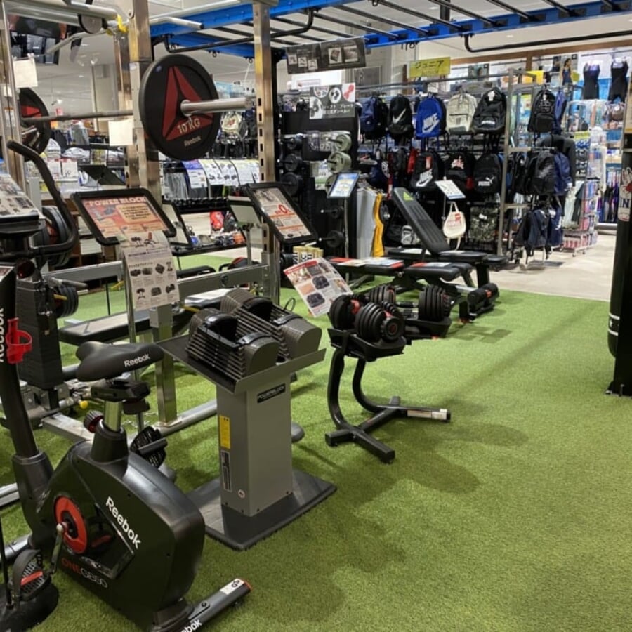 トレーニング格闘技の専門店「フィットネスショップ立川店」の12月～1