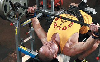 トップビルダー直伝 ベンチプレス 重量の伸ばし方 ページ 2 2 Fitness Love