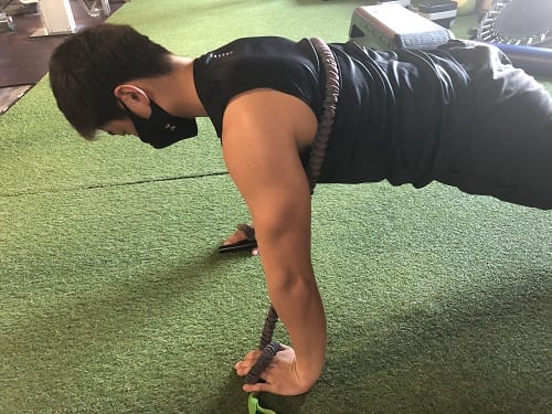 全トレーニーにおすすめ ワンランク上の2つの腕立て伏せ Fitness Love 全トレーニーにおすすめ ワンランク上の2つの腕立て伏せ Fitness Love