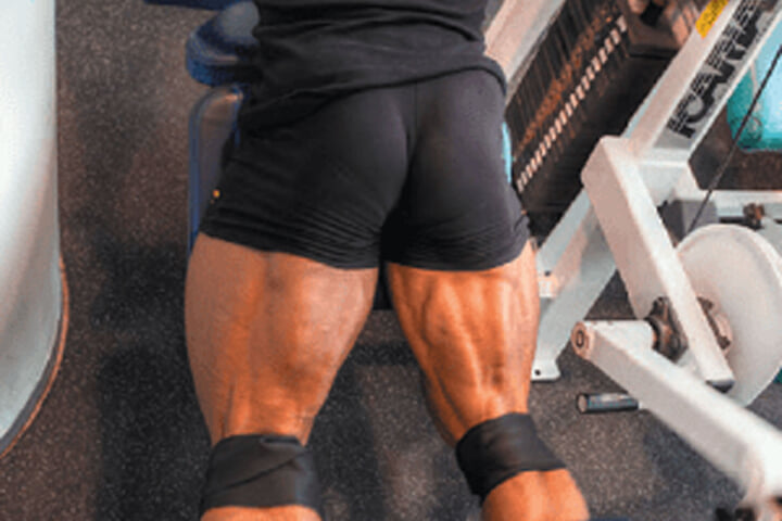 【大腿二頭筋の鍛え方】ハムストリングスを鍛える筋トレメニューをボディビル世界王者・鈴木雅が解説