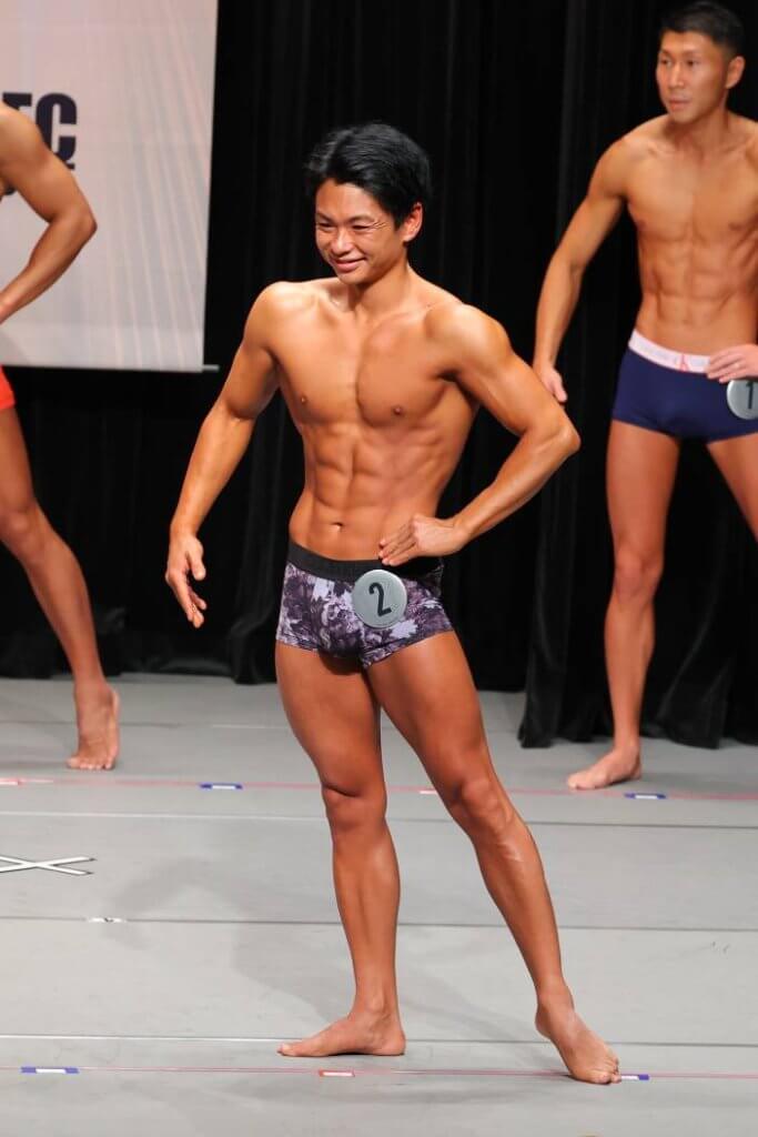 コンビ揃ってバキバキ おもしろ荘出演で話題の 筋肉漫才師 が肉体美コンテストに出場 Fitness Love