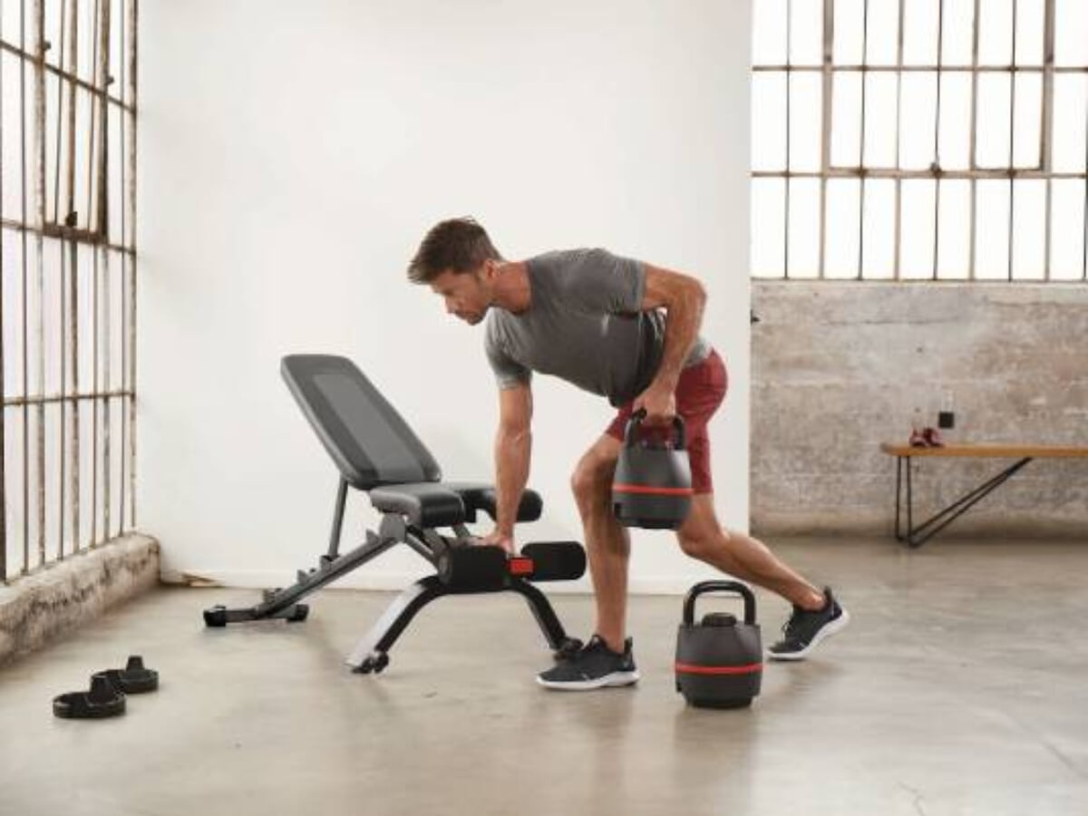 省スペースで本格ホームジムが作れる！縦置き収納可能のアジャスト