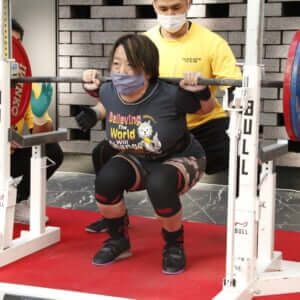 トータル325kg！パワーリフティング女子が頑張る秘訣は週１回のとあるトレーニング