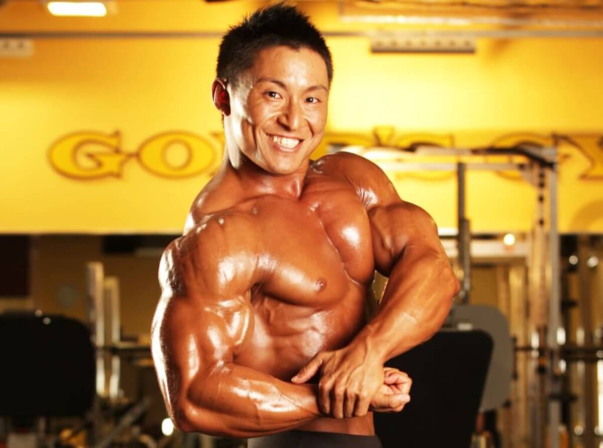 筋トレ初心者必見！世界王者・鈴木雅選手が教える大胸筋の