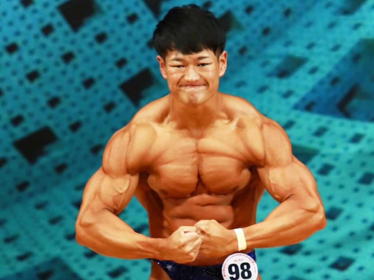 月刊 ボディビルディングセット　02 月刊 ボディビルディングセット 02 GOLD'S GYM - 月刊 ボディ