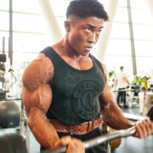 「『効かせるトレーニング』のみでは筋肉は大きくなりづらい」現ボディビル日本王者が勝てる身体を作れた理由