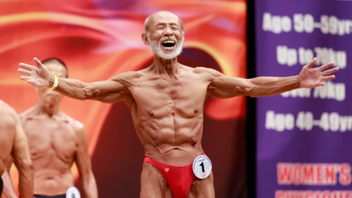 62歳でボディビルを始め、81歳で念願の日本一。いくつになっても肉体は