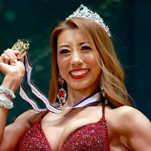 【速報】ビキニフィットネス安井友梨、世界選手権で2年連続の銀メダル