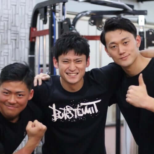 アジア人男子で唯一の出場！体もすごい、パワーリフティング日本チャンピオンが国際大会に挑む ページ 2 / 2 FITNESS LOVE